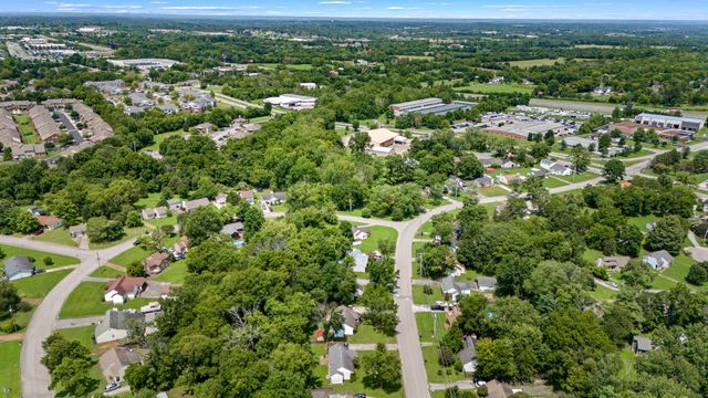 121 Sunnymeade Dr, Mount Juliet, TN 37122