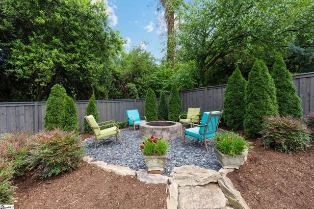 803 Parkins Mill Road, Greenville, SC 29607