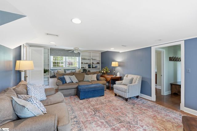 803 Parkins Mill Road, Greenville, SC 29607