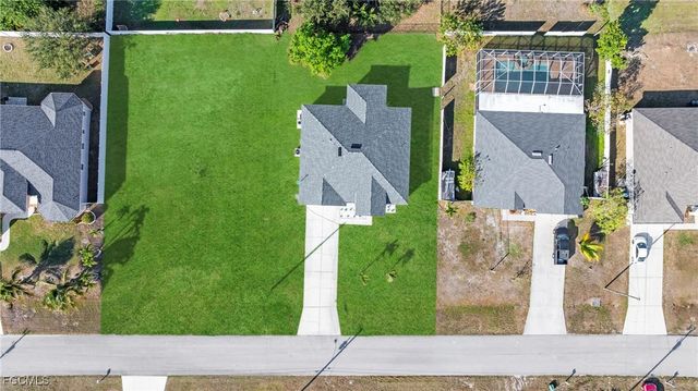 343 NE 25th TER, Cape Coral, FL 33909