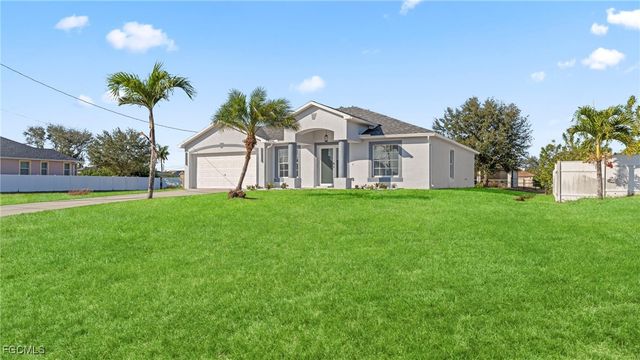 343 NE 25th TER, Cape Coral, FL 33909