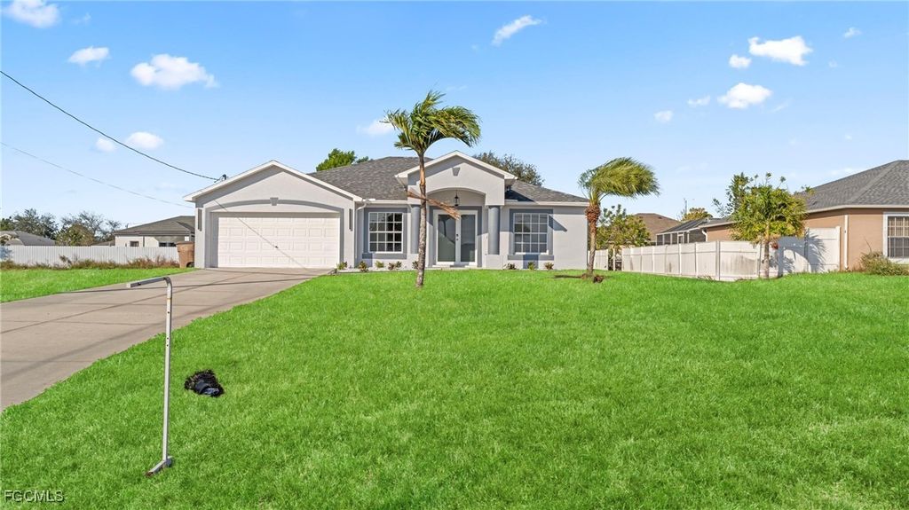 343 NE 25th TER, Cape Coral, FL 33909