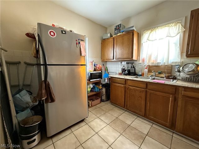 3521 W 129th Street, Cleveland, OH 44111