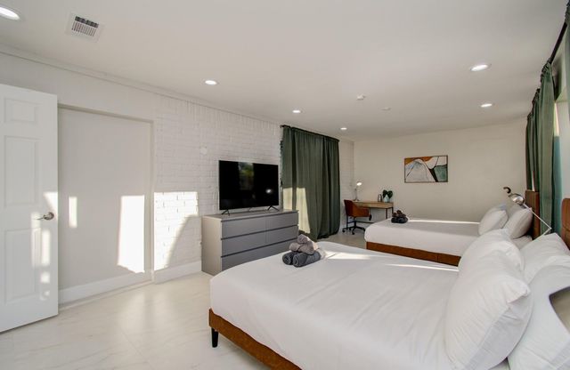 8623 Parasol Lane, Houston, TX 77064