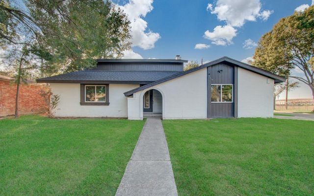 8623 Parasol Lane, Houston, TX 77064