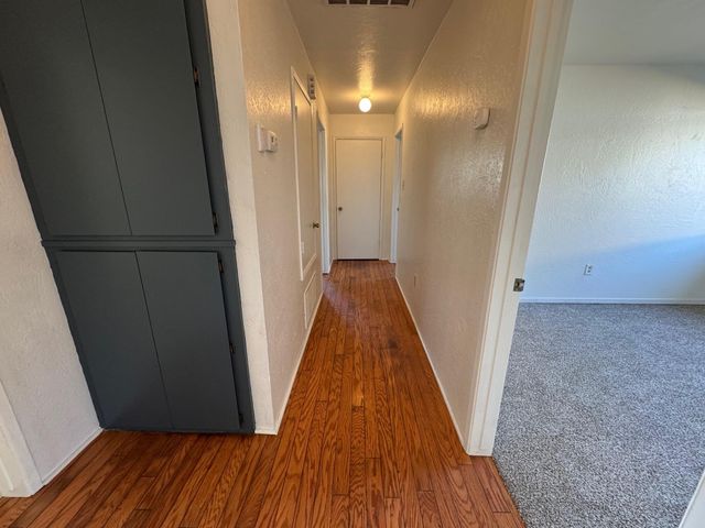 220 & 222 E Mountain View Avenue, Porterville, CA 93257