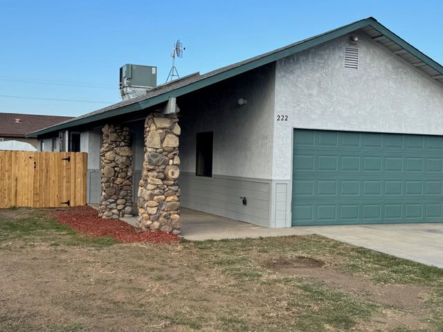 220 & 222 E Mountain View Avenue, Porterville, CA 93257