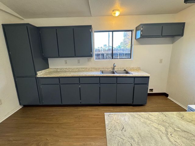 220 & 222 E Mountain View Avenue, Porterville, CA 93257