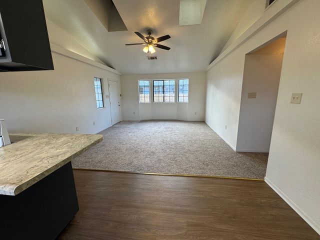 220 & 222 E Mountain View Avenue, Porterville, CA 93257