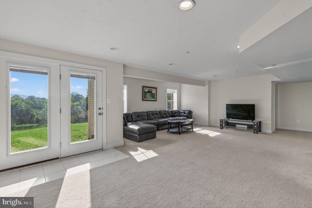 1135 DARGON QUARRY LN, Brunswick, MD 21716