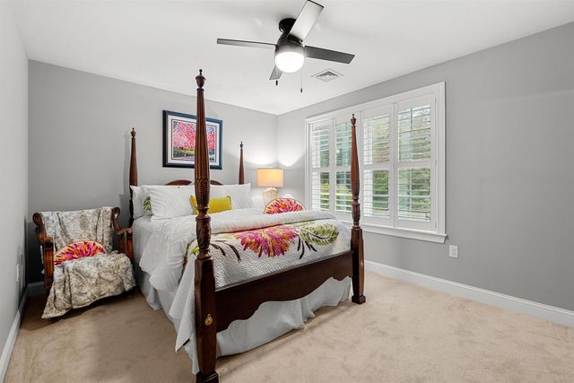 2 Chestnut Hill Drive, Sandown, NH 03873