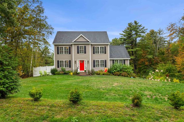 2 Chestnut Hill Drive, Sandown, NH 03873