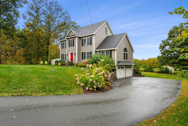 2 Chestnut Hill Drive, Sandown, NH 03873