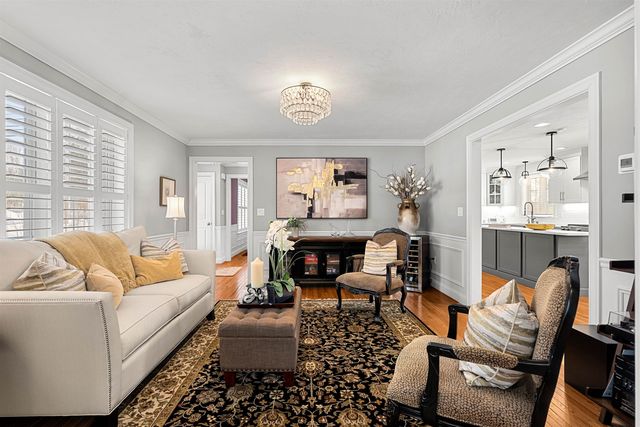 2 Chestnut Hill Drive, Sandown, NH 03873