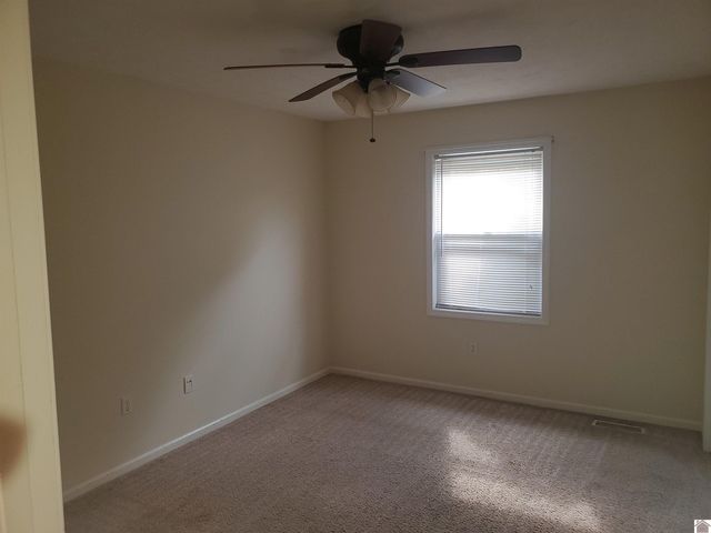 125 Terre Verte, Paducah, KY 42001