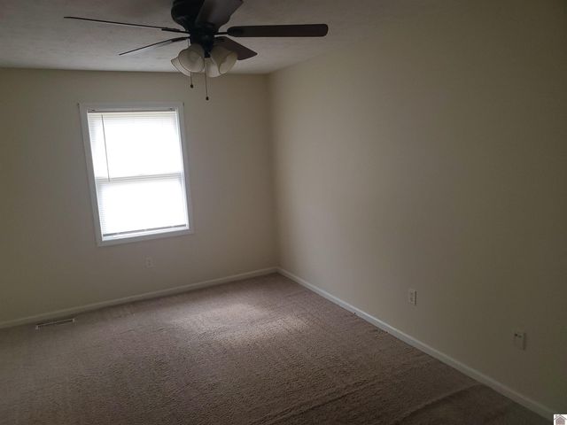 125 Terre Verte, Paducah, KY 42001