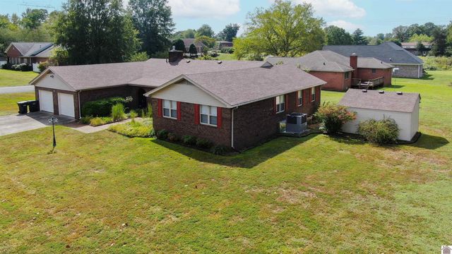 125 Terre Verte, Paducah, KY 42001