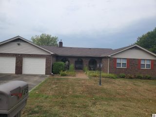 125 Terre Verte, Paducah, KY 42001