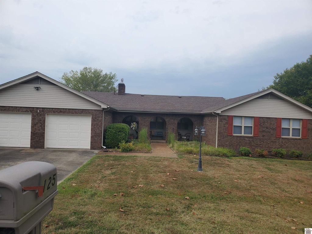125 Terre Verte, Paducah, KY 42001