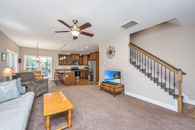 8990 Palmetto Road, Edisto Island, SC 29438