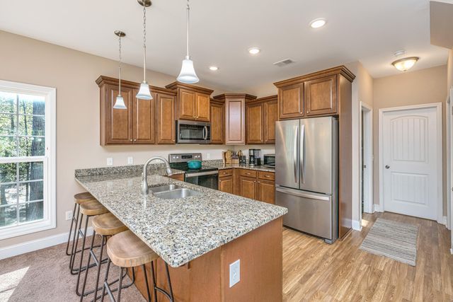 8990 Palmetto Road, Edisto Island, SC 29438