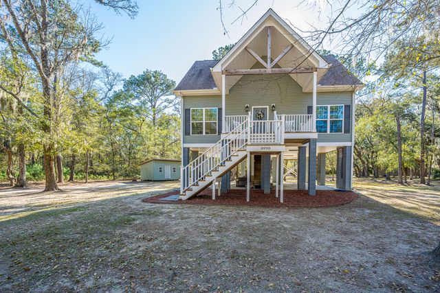 8990 Palmetto Road, Edisto Island, SC 29438