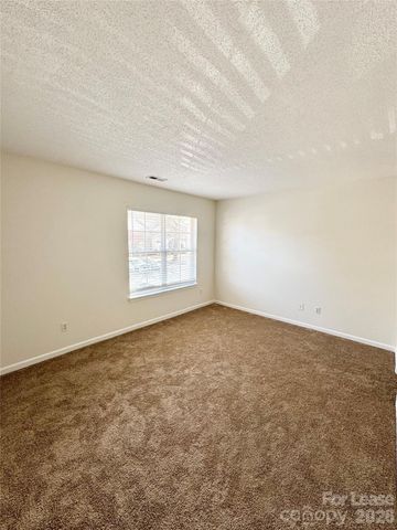 3734 Melrose Cottage Drive, Charlotte, NC 28105