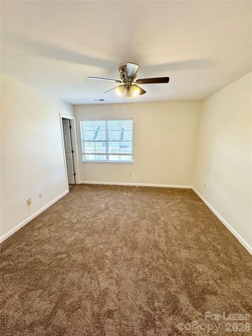 3734 Melrose Cottage Drive, Charlotte, NC 28105