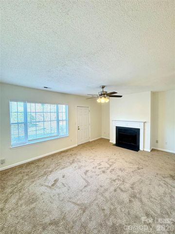 3734 Melrose Cottage Drive, Charlotte, NC 28105