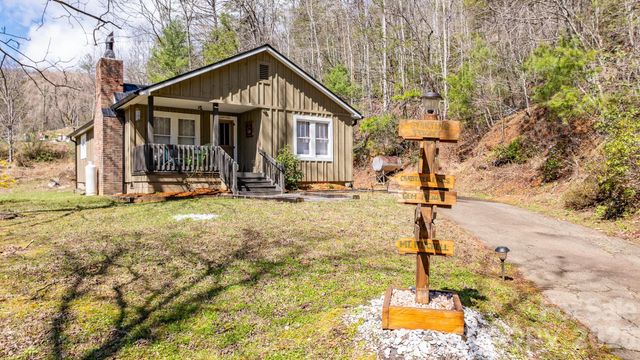 2202 NC 226A Highway, Marion, NC 28752