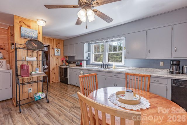 2202 NC 226A Highway, Marion, NC 28752