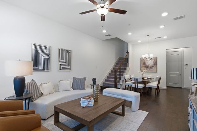 2221 Lasso Lane, Carrollton, TX 75010