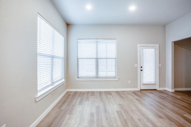 10502 Aberdeen Avenue, Lubbock, TX 79424