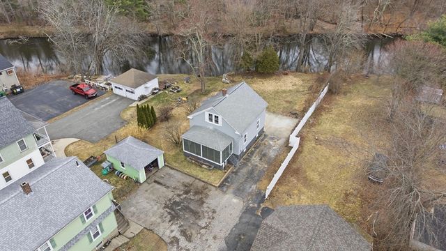 2120 Providence Rd, Northbridge, MA 01534