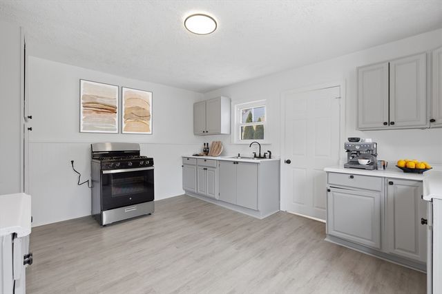 2120 Providence Rd, Northbridge, MA 01534