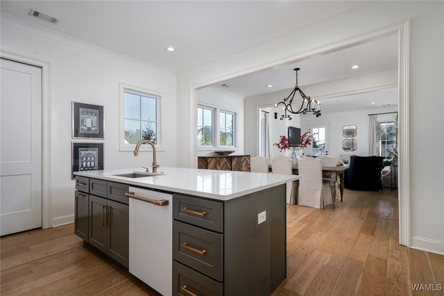 5821 Edgefield, Tuscaloosa, AL 35406