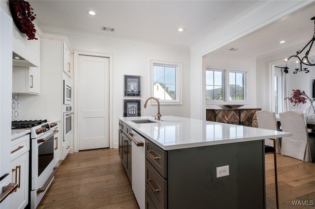 5821 Edgefield, Tuscaloosa, AL 35406