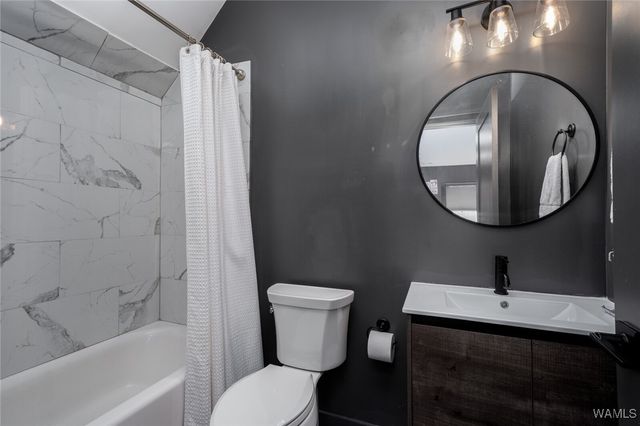 5821 Edgefield, Tuscaloosa, AL 35406