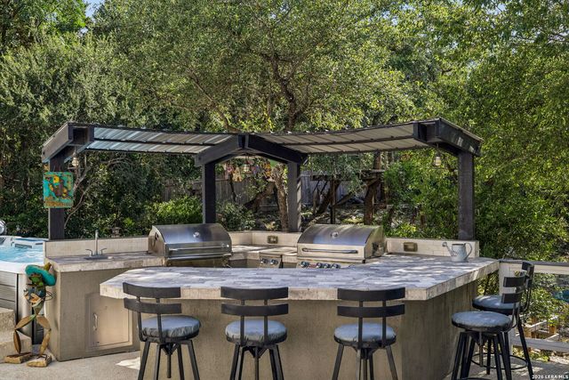 13308 IRON HORSE WAY, Helotes, TX 78023