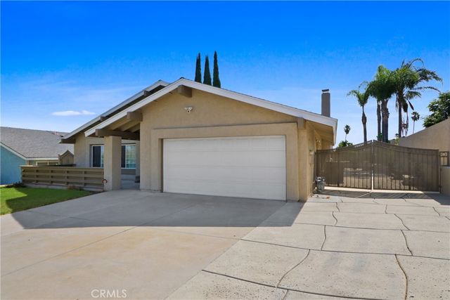 2117 W Ontario, Corona, CA 92882
