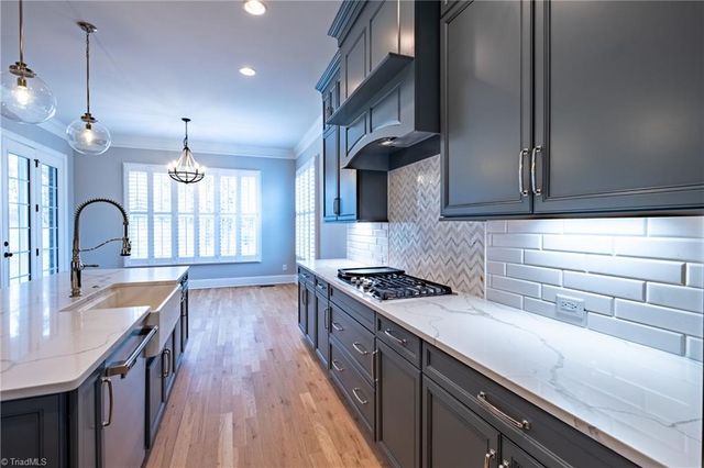 1964 Woodstock Road, Clemmons, NC 27012