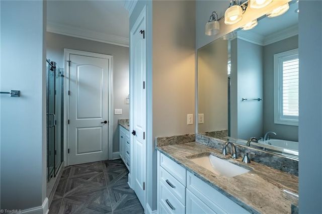 1964 Woodstock Road, Clemmons, NC 27012