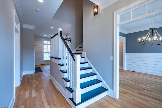 1964 Woodstock Road, Clemmons, NC 27012