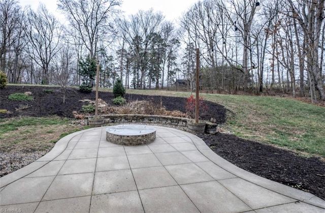 1964 Woodstock Road, Clemmons, NC 27012