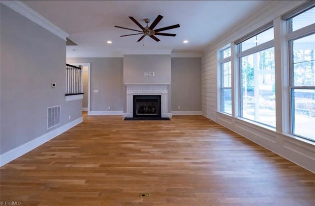 1964 Woodstock Road, Clemmons, NC 27012