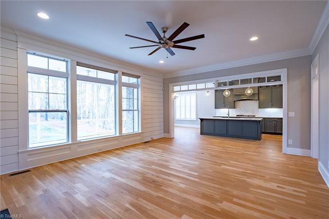 1964 Woodstock Road, Clemmons, NC 27012