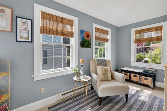 125 Field Rd, Longmeadow, MA 01106