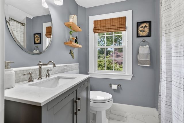 125 Field Rd, Longmeadow, MA 01106