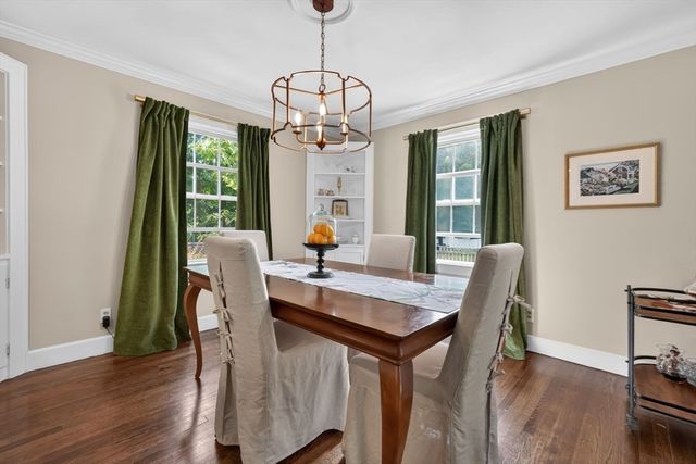 125 Field Rd, Longmeadow, MA 01106