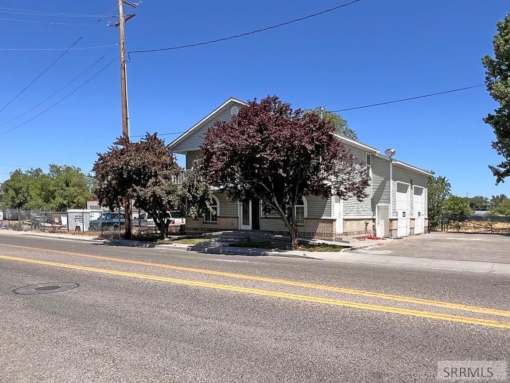 Image 1 of property listing at 15 W Walker Street, Blackfoot, ID 83221